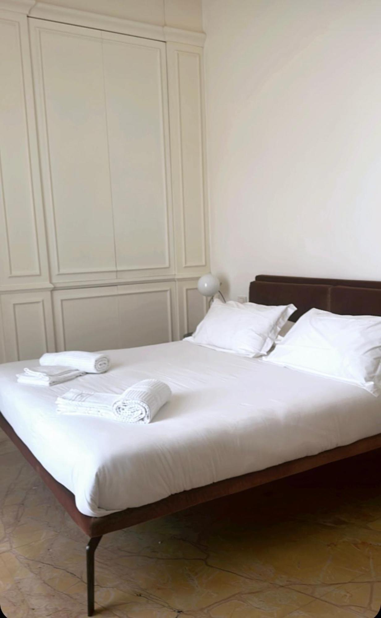 Appartement Luxury House With Parking à Naples Extérieur photo